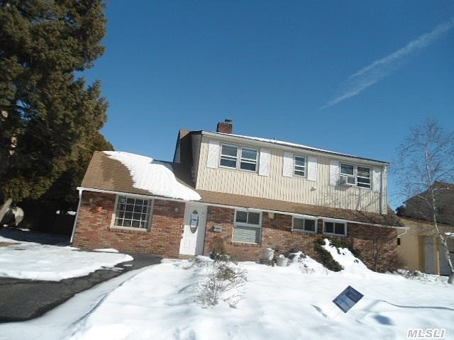 1st image of 27 Cloister Ln