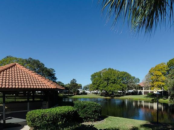 3rd image of 766H Avenida Estancia