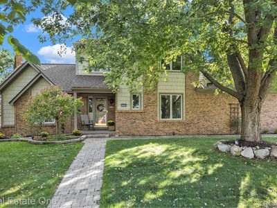 5208 Crowfoot Dr, Troy, MI, 48085