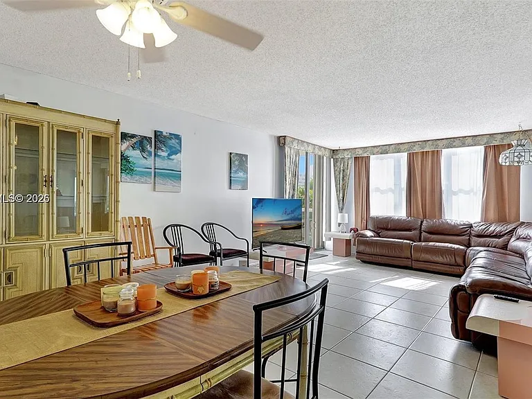 3015 N Ocean Blvd #3J — Photo 11