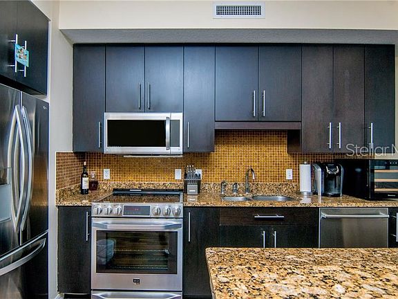 5th image of 226 5th Ave N APT 902
