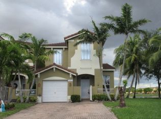 15421 SW 9th Ter, Miami, FL 33194