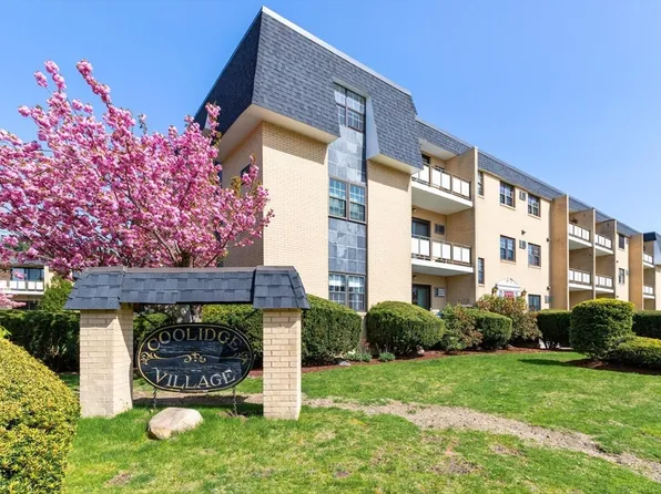 48 Bigelow Ave APT 32, Watertown, MA 02472