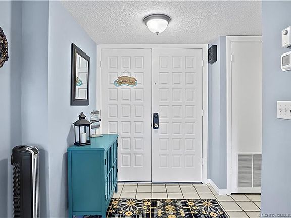 4th image of 1800 SE Saint Lucie Blvd APT 9-106