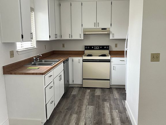 4th image of 1314 Langley Dr Unit B