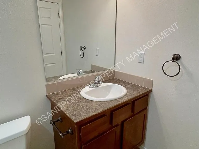 1602 Pine St #10 — Photo 21