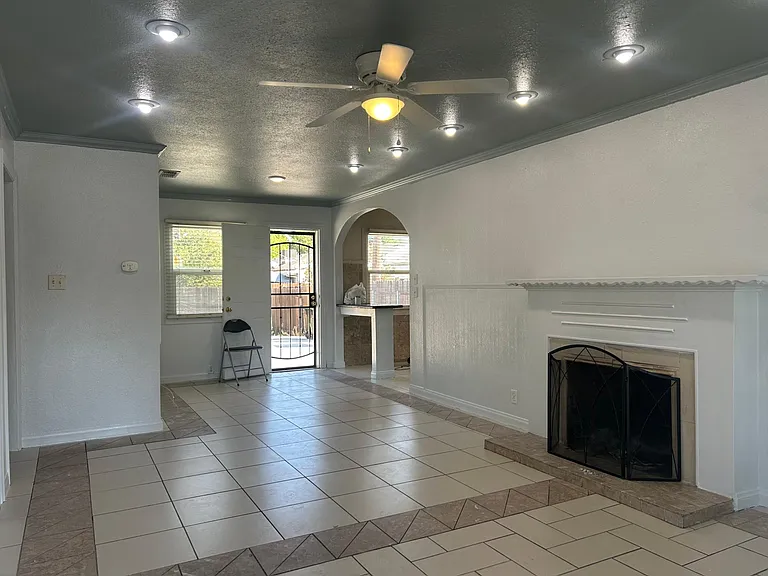 4817 Lemon Hill Ave — Photo 9