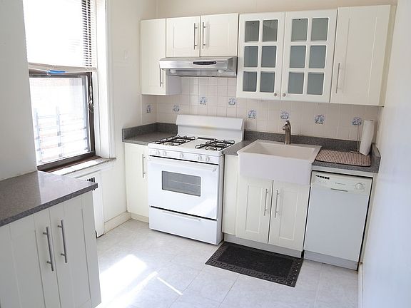 5th image of 4755 39th Pl APT 2D
