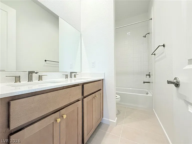 659 Fortis Creek St — Photo 29