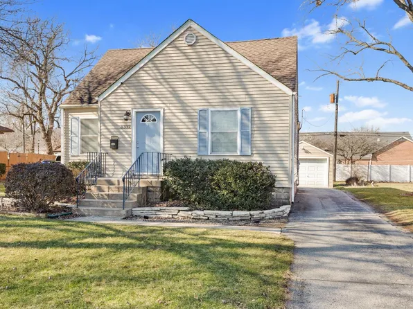 8332 N Howard Ave, Munster, IN 46321