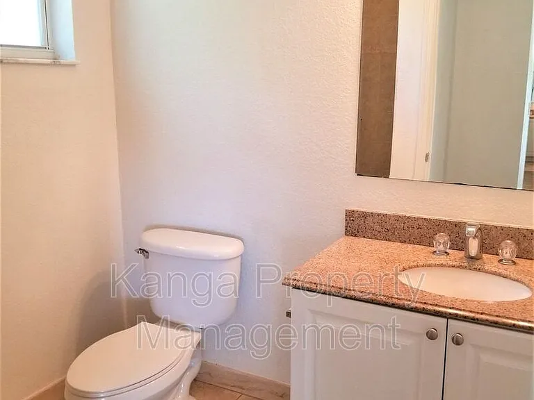 3221 SW 15th Ave — Photo 14