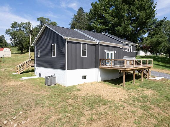 5th image of 393 Viola Rd