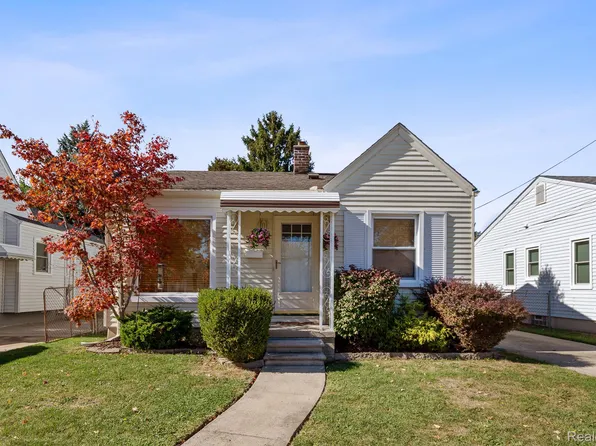 3876 20th St, Wyandotte, MI 48192