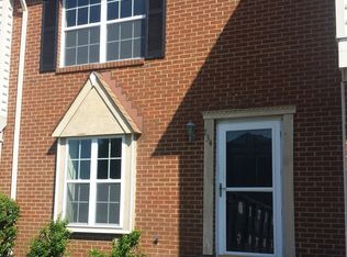 734 Huntly Dr, Chesapeake, VA 23320