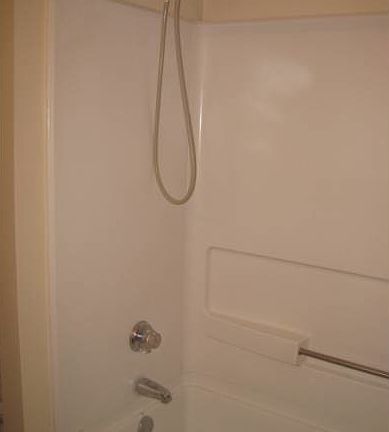 5th image of 3 Moorefield Ct