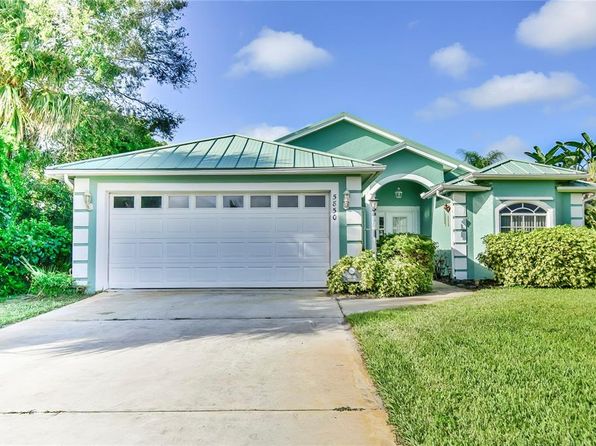 Why Do the Doors on Florida Homes Open Outward?