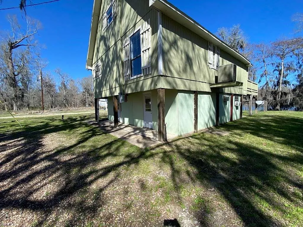 3 bed, 2.0 bath, 1600 sqft, $1,750 — Photo 4