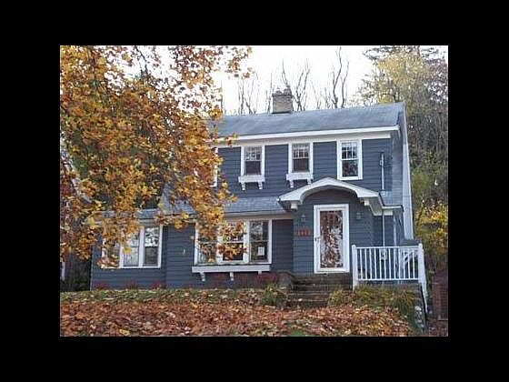 2nd image of 1313 Douglas Ave