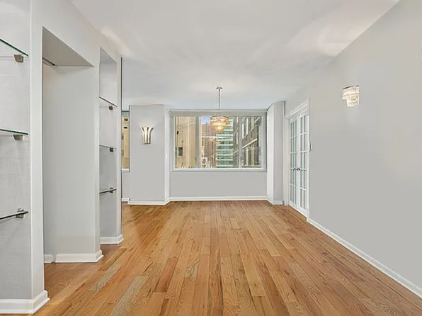 245 E 54th St APT 17, New York, NY 10022