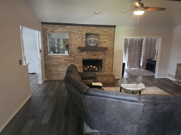 310 Biscay Dr, Garland, TX 75043