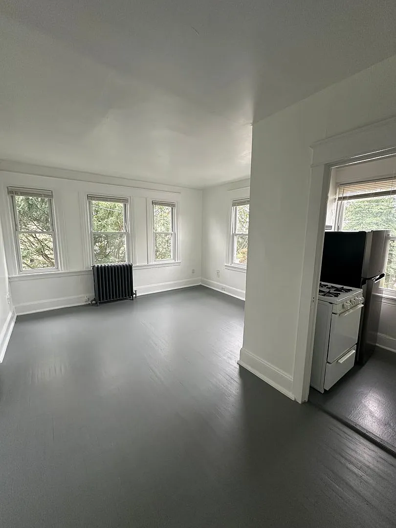60 Nyack ave — Photo 1