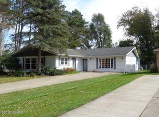 2435 Thomas Dr, Niles, MI