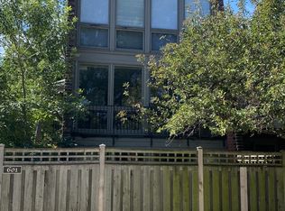 601 W Dickens Ave #1A, Chicago, IL 60614