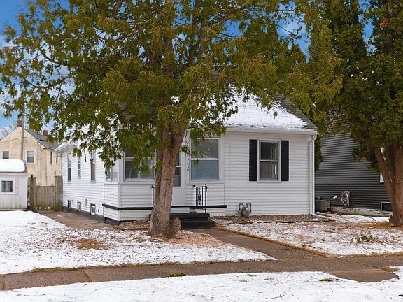 3rd image of 2639 Whitewood Ave