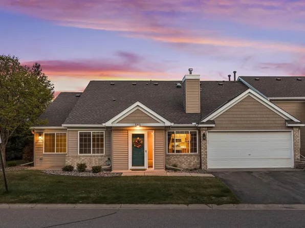 581 Mission Hills Dr, Chanhassen, MN 55317