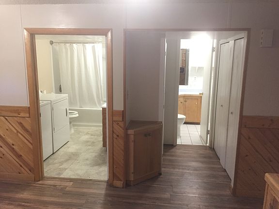 2nd image of 9785 High St