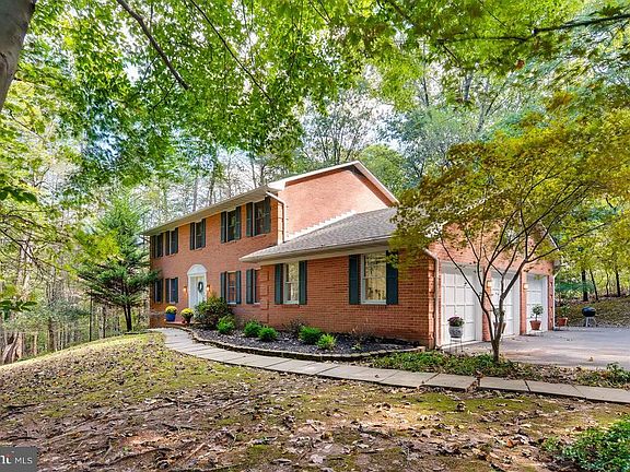 2nd image of 7 David Luther Ct