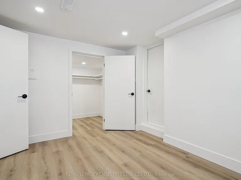 1 Yorkview Dr #B — Photo 10