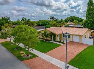 7702 SW 128th Pl, Miami, FL 33183