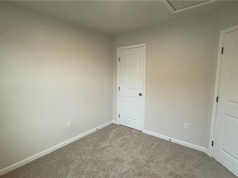 4034 Hemlock Ct — Photo 31