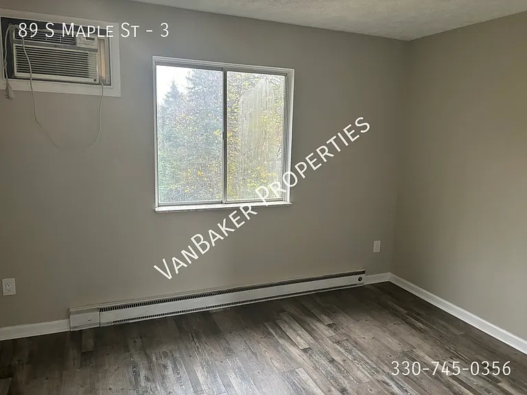 89 S Maple St #3 — Photo 3