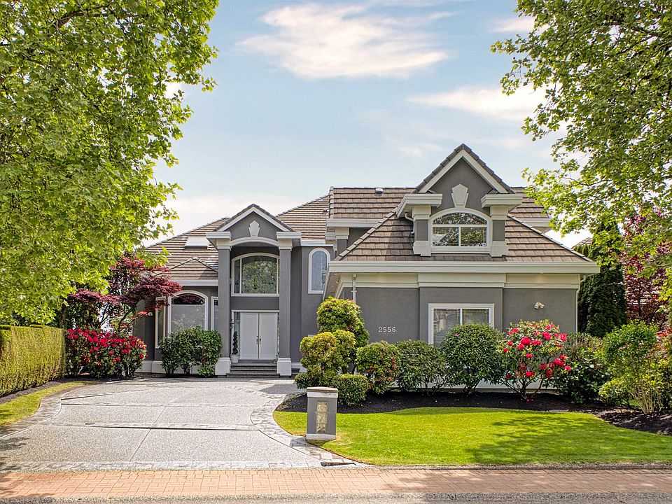 1st image of 2556 Palisade Cres