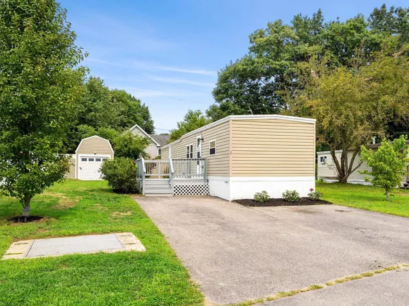 2 Ringer Street #2, Somersworth, NH 03878