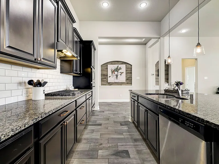 5215 Baroness Ln — Photo 8