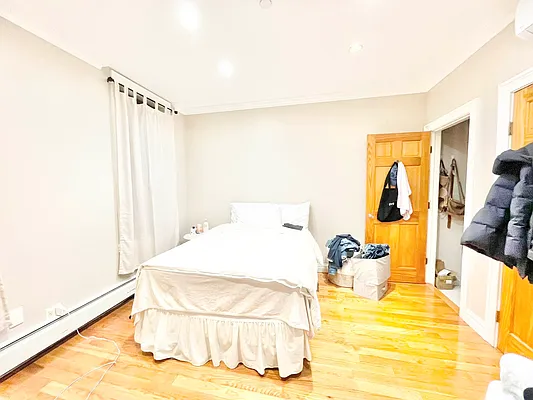 Rented by Mega Homes Realty INC | media 29