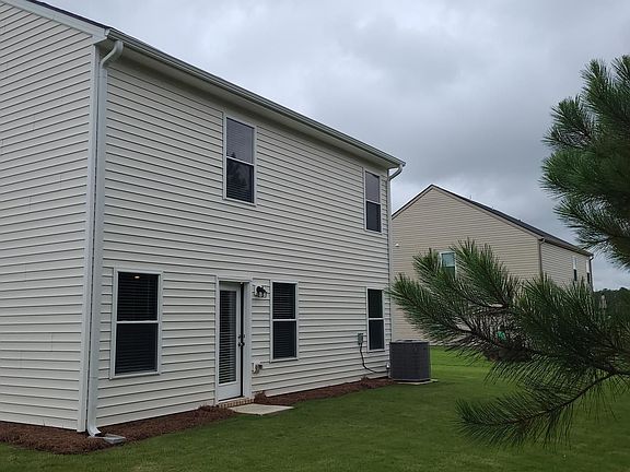 2nd image of 203 S Goodall Dr