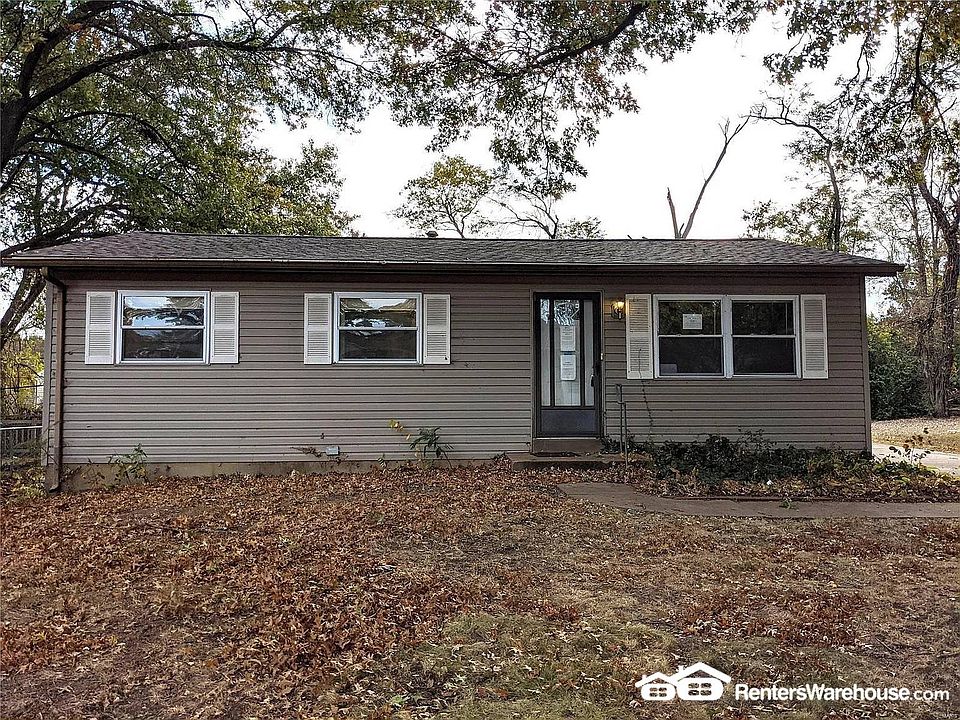 1st image of 1328 Columbus Dr