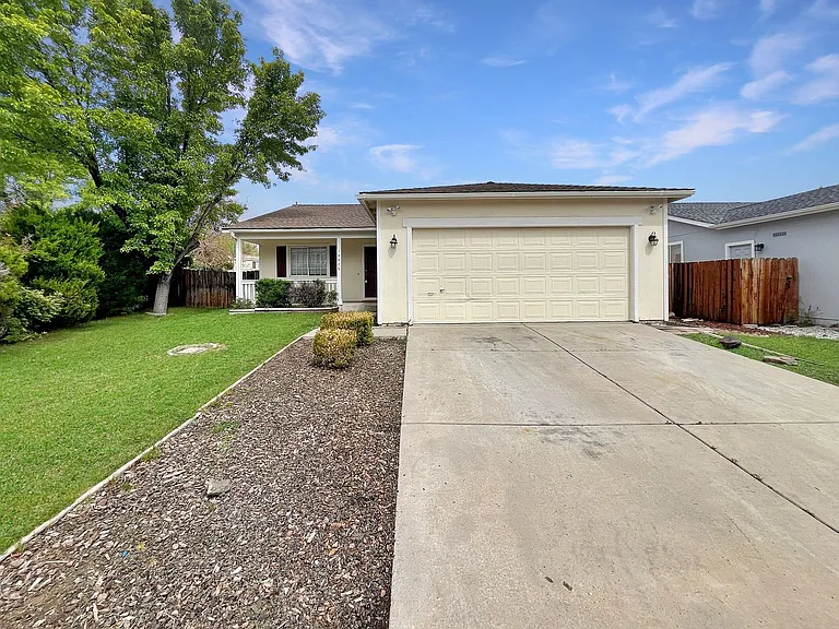 10025 Shooting Star Ct — Photo 2