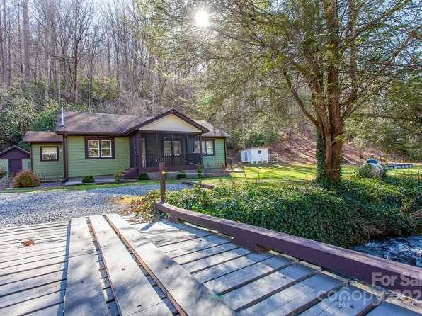 7150 Yellow Creek Rd, Robbinsville, NC 28771