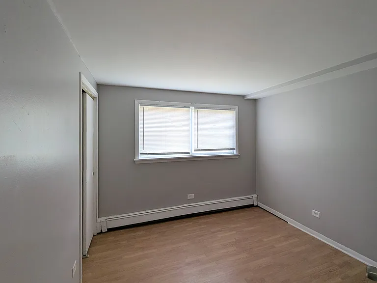14114 S School St #1E — Photo 8