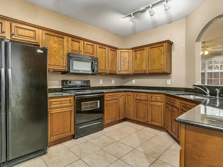 7095 N Blue Angel Pkwy — Photo 20