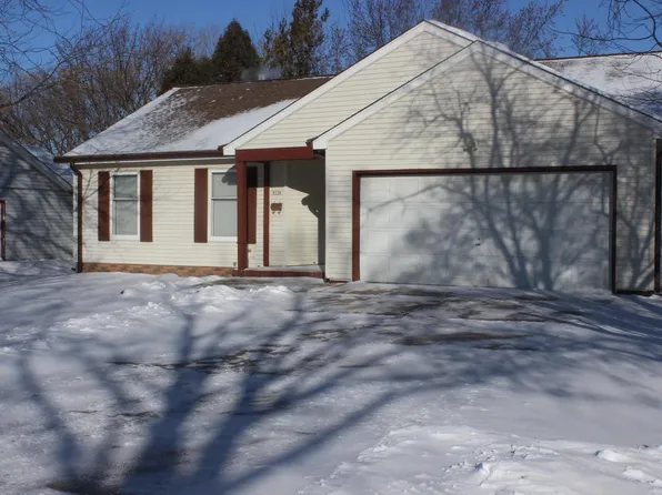 9334 West Clovernook STREET, Milwaukee, WI 53224