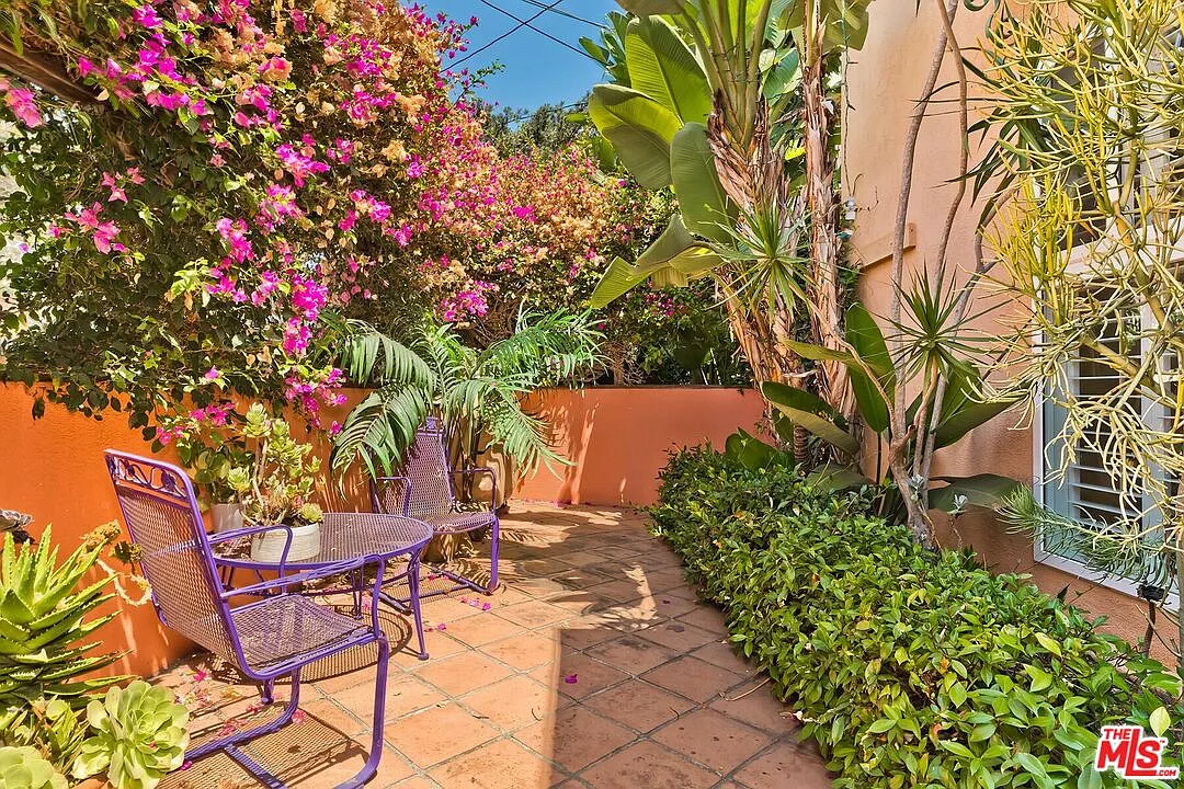 2 bed, 1.5 bath, 1000 sqft, $4,000 — Photo 4