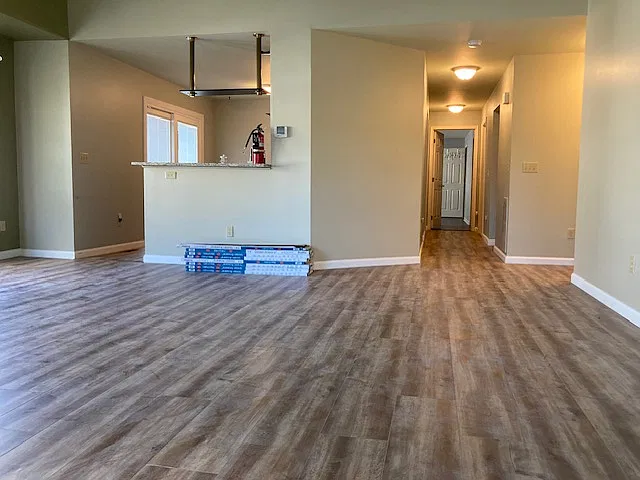 2 bed, 1717 sqft, $3,650 — Photo 3