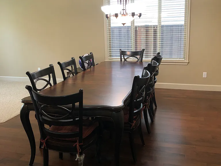 1074 Meek Way — Photo 7
