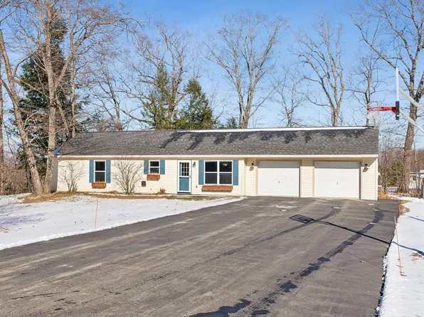 11 James Road, Vassalboro, ME 04989